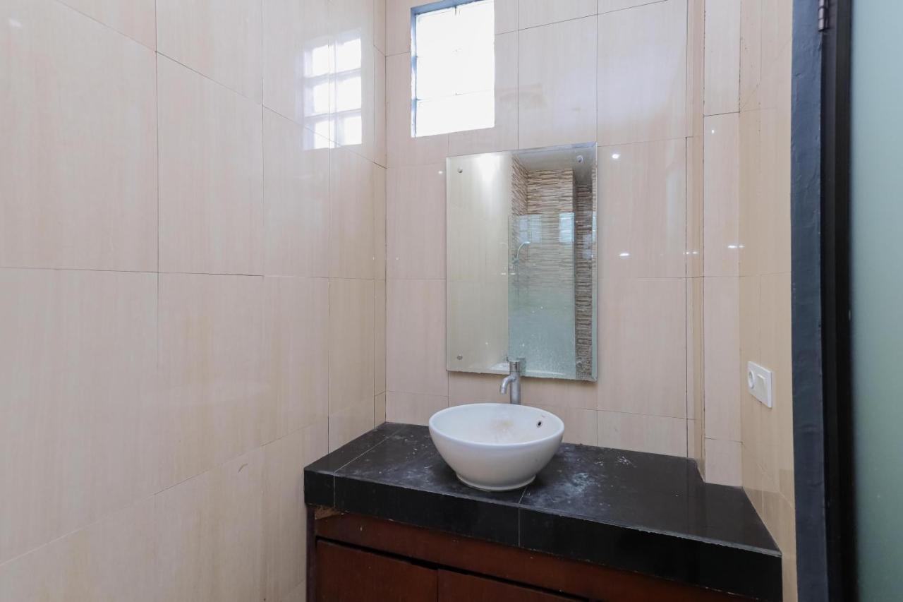 Urbanview Hotel Wg Jimbaran Bali Ungasan Exteriér fotografie